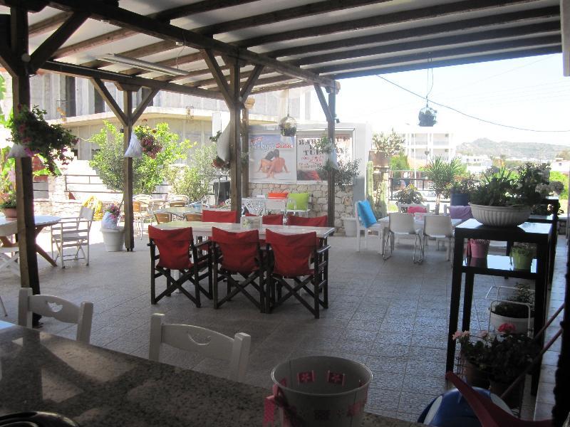 Vickys Studios Faliraki Rhodes City Esterno foto